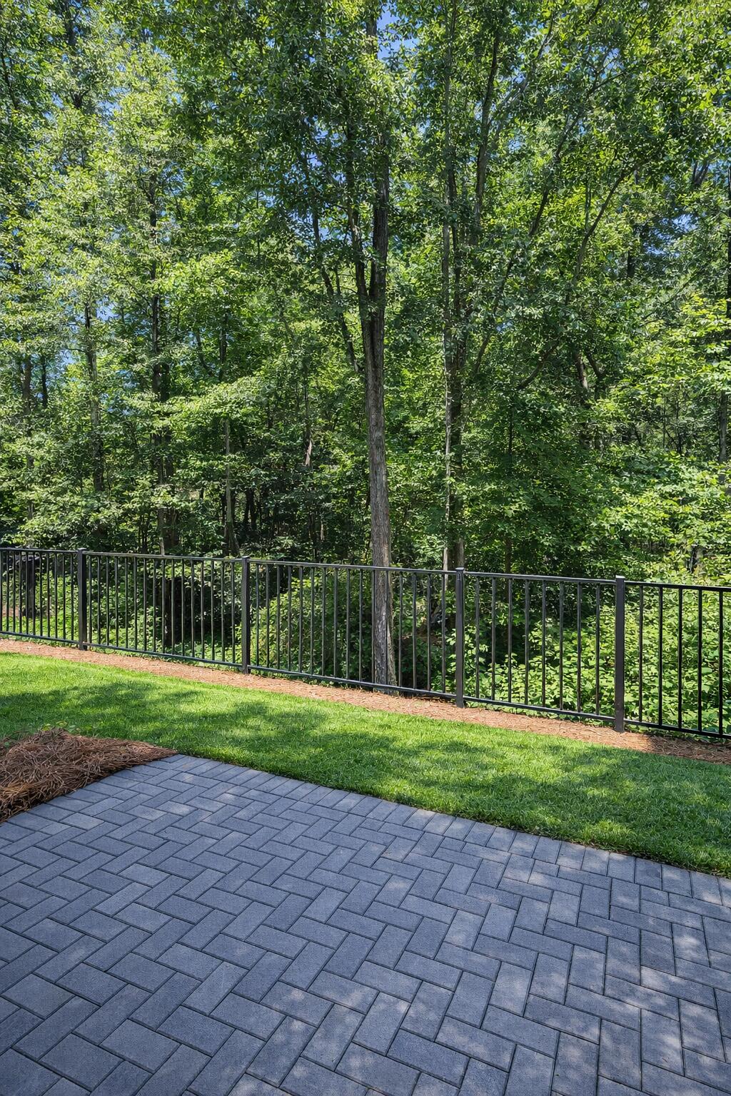 477 Caledon Court