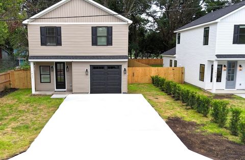 1937 Clement Avenue North Charleston SC 29405