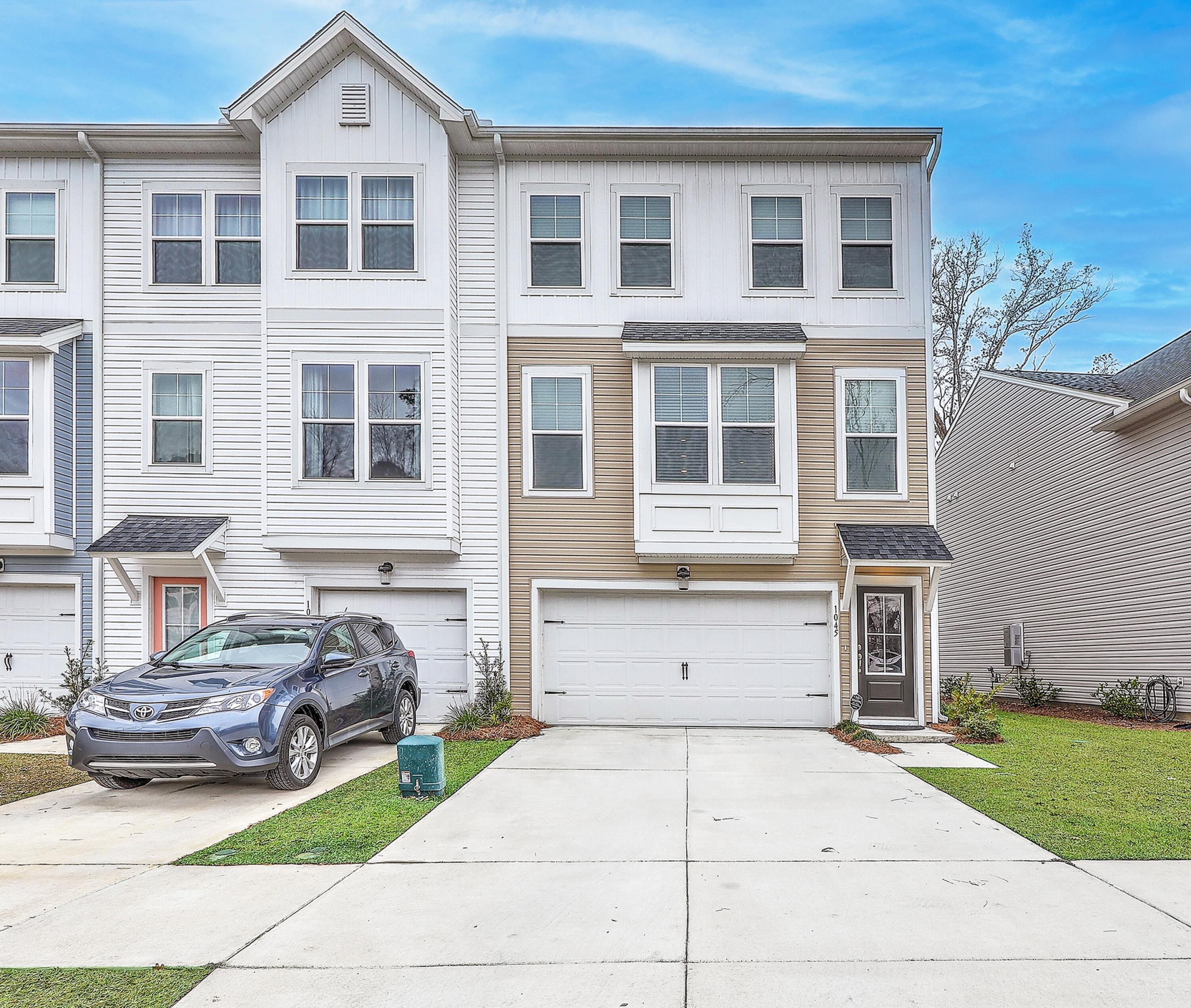 1045 Old Cypress Run