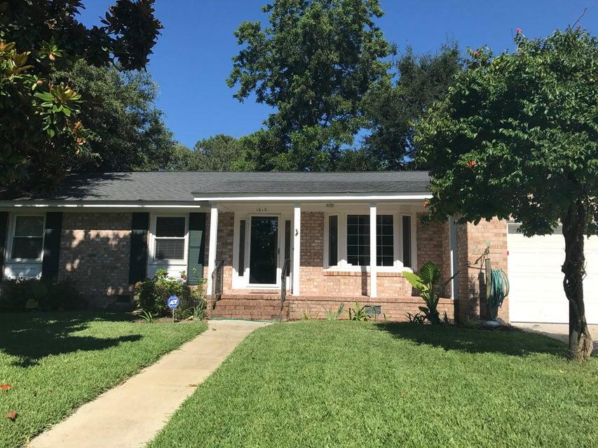 1010 Foxcroft Road