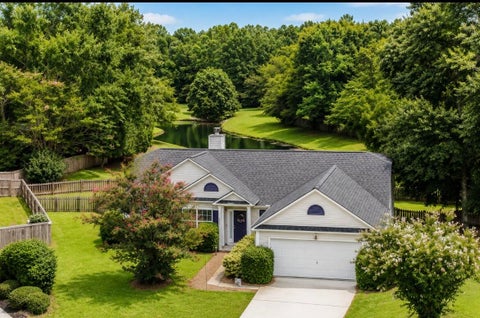 Photo of 2963 Loebs Court, Mount Pleasant, SC 29466 (MLS # 26023356)