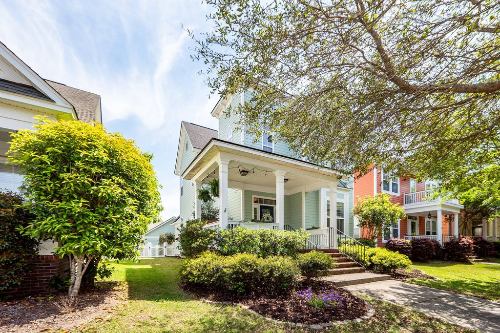 Photo of 209 Barberry Street, Summerville, SC 29483 (MLS # 26010122)