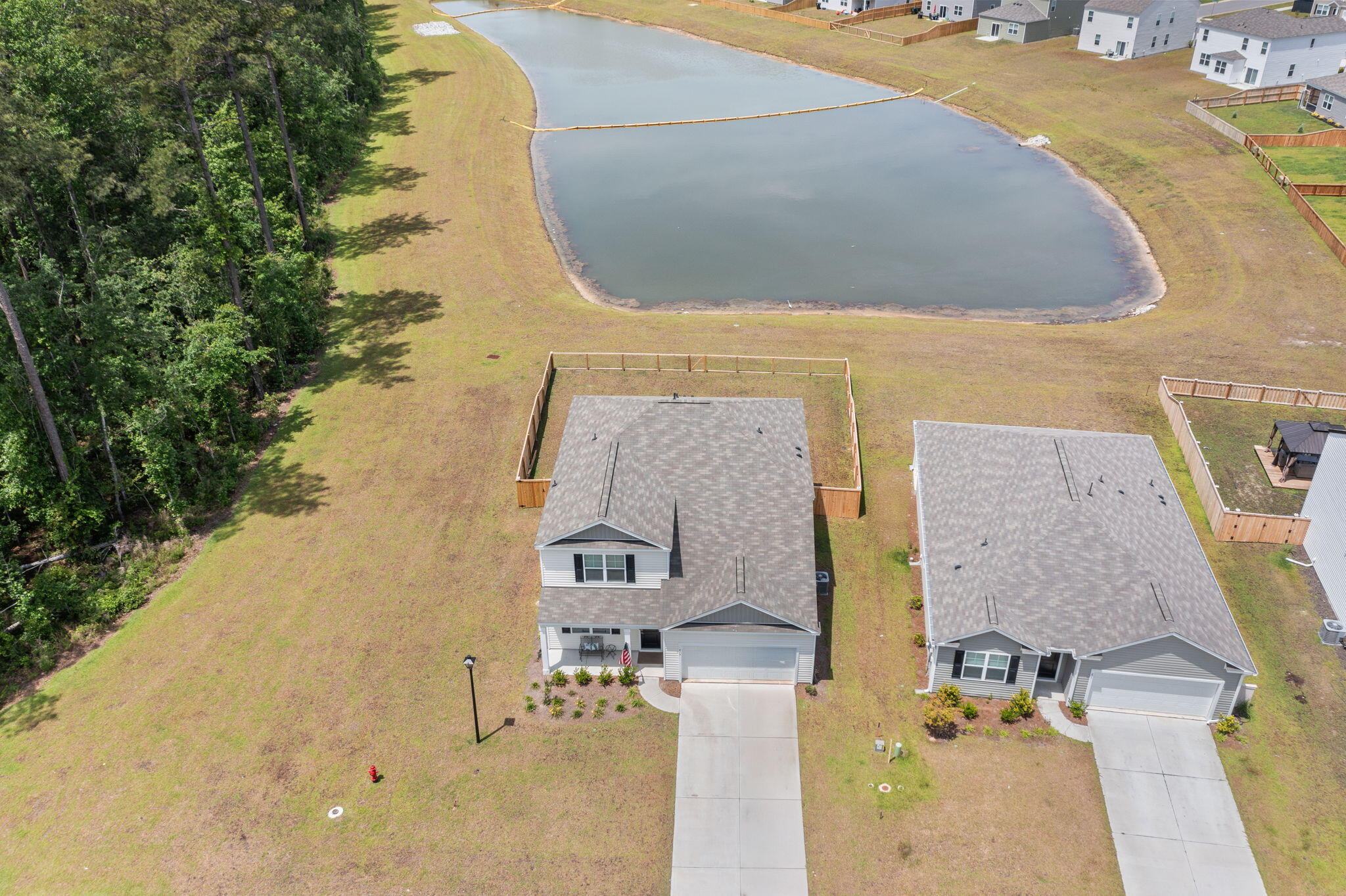 475 Lake Ridge Boulevard