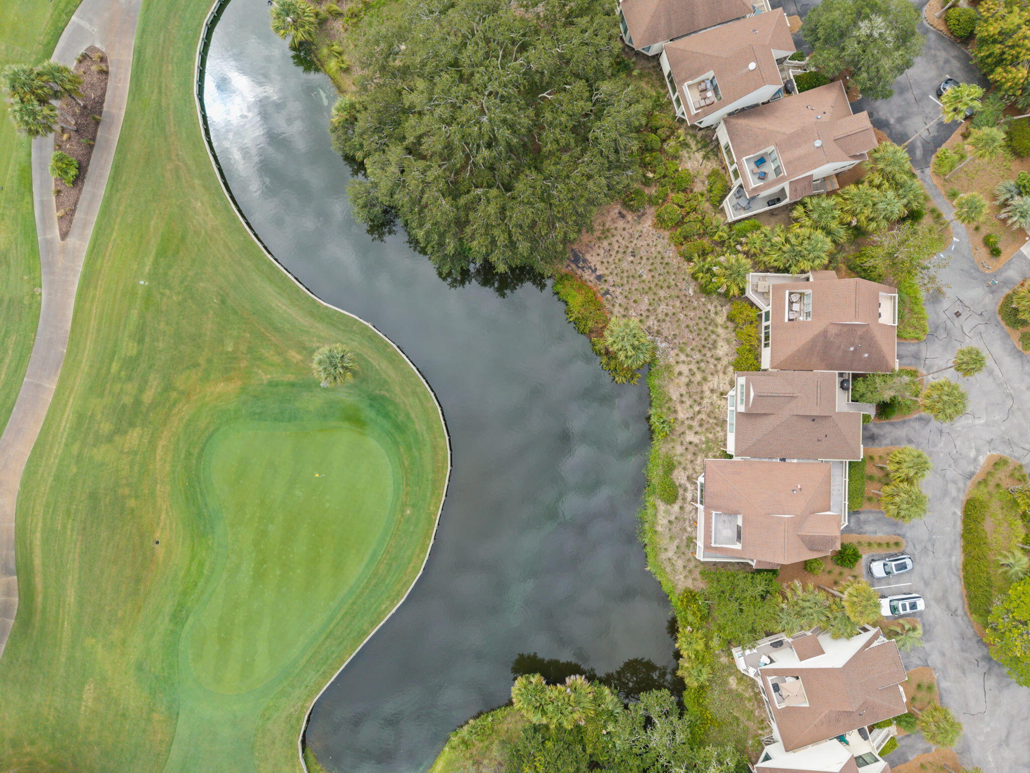 727 Spinnaker Beachhouse Court