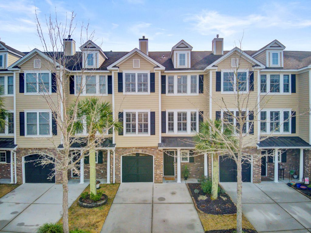 Photo of 3584 Bagley Drive, Mount Pleasant, SC 29466 (MLS # 26000812)