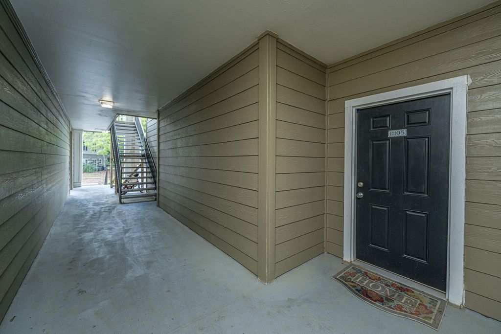 Photo of 700 Daniel Ellis Dr. Drive #11105, Charleston, SC 29412 (MLS # 26013791)