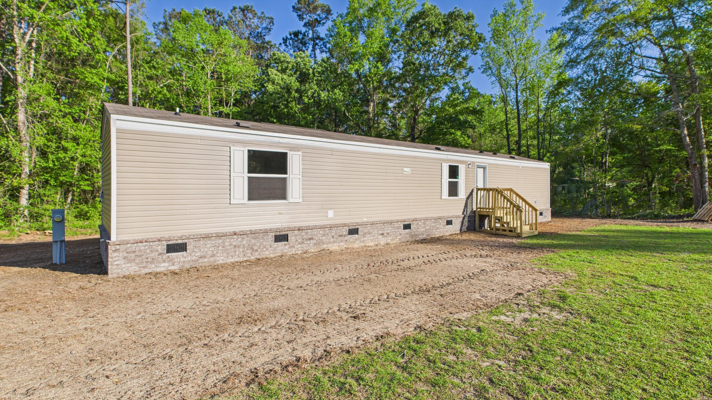 1086 Arrowhead Road