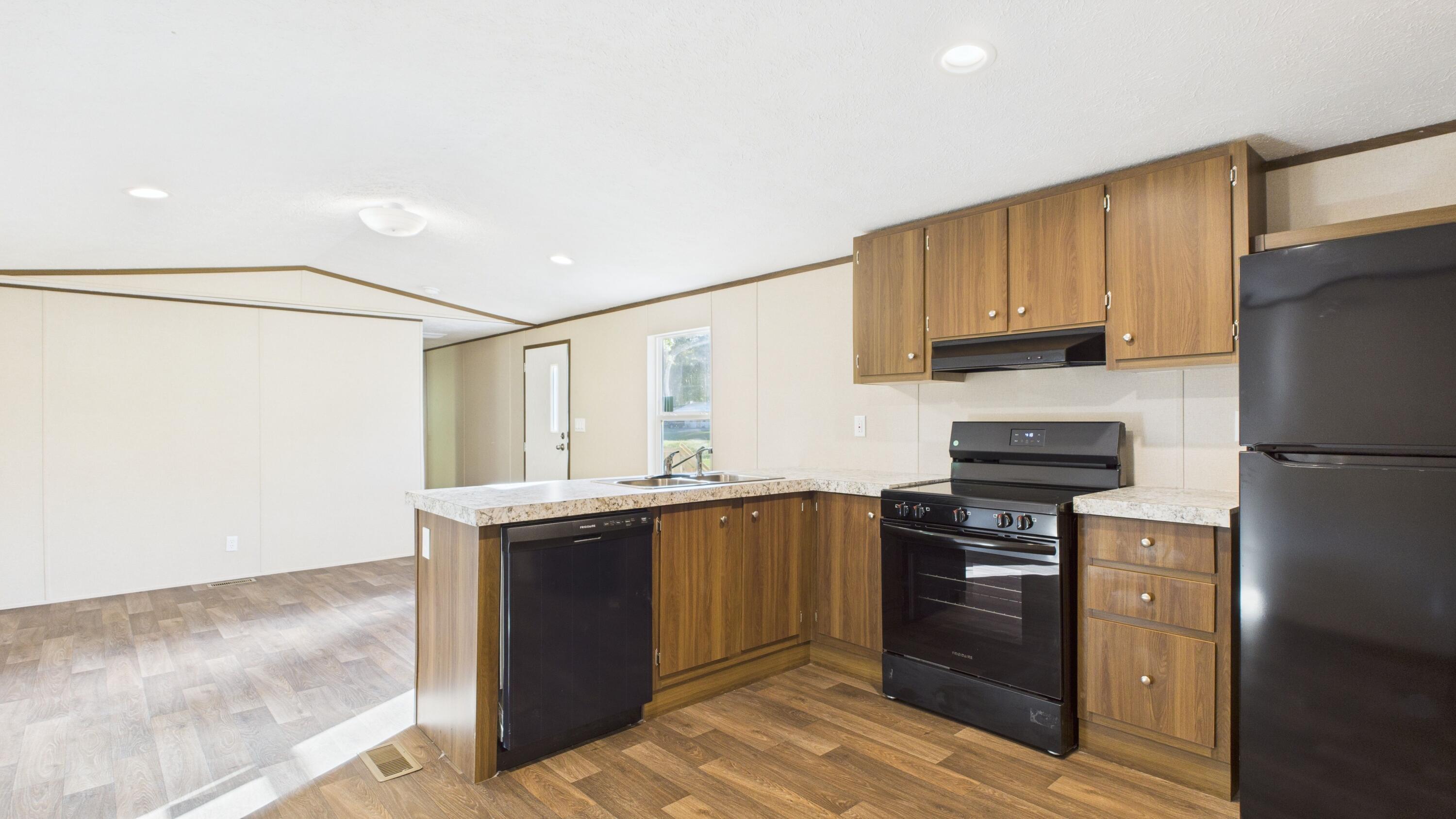 1086 Arrowhead Road