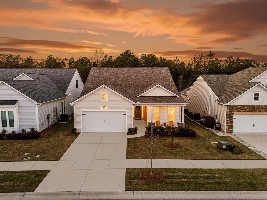 Photo of 644 Marsh Cove Circle, Summerville, SC 29486 (MLS # 26008643)