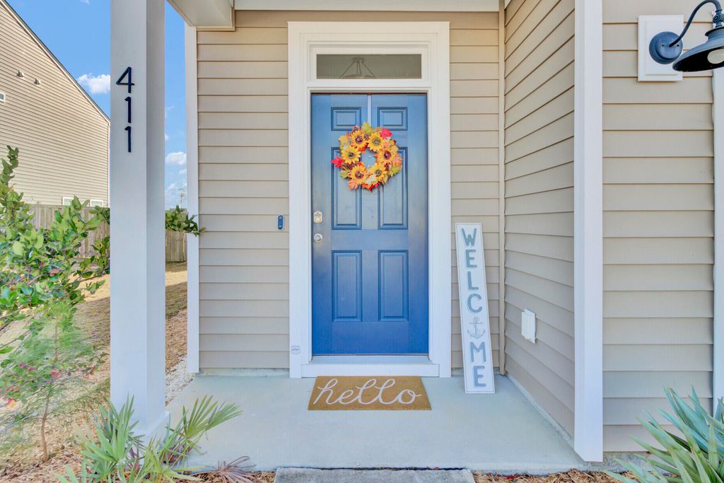 Photo of 411 Carrara Drive, Summerville, SC 29486 (MLS # 25030889)