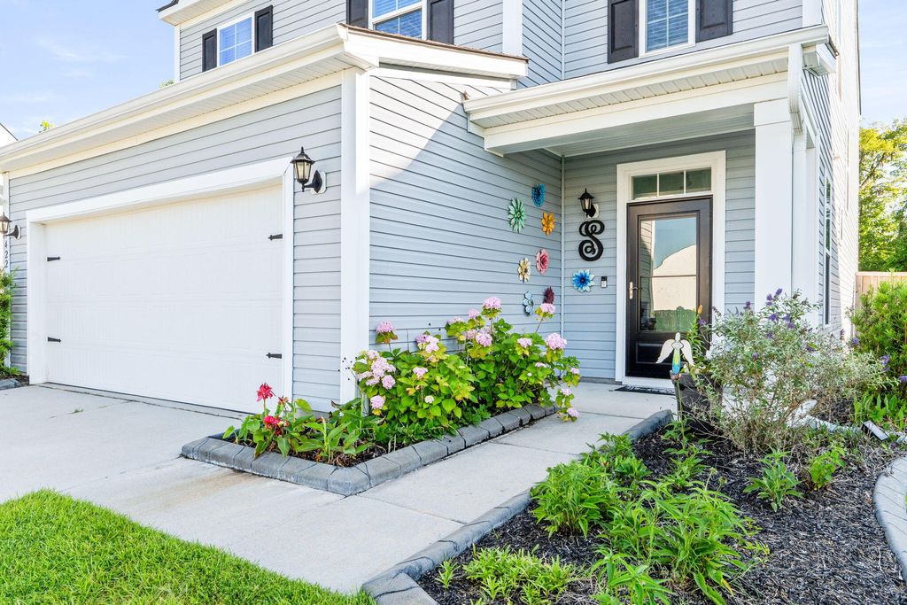 Photo of 1422 Hermitage Lane, Ladson, SC 29456 (MLS # 26014934)