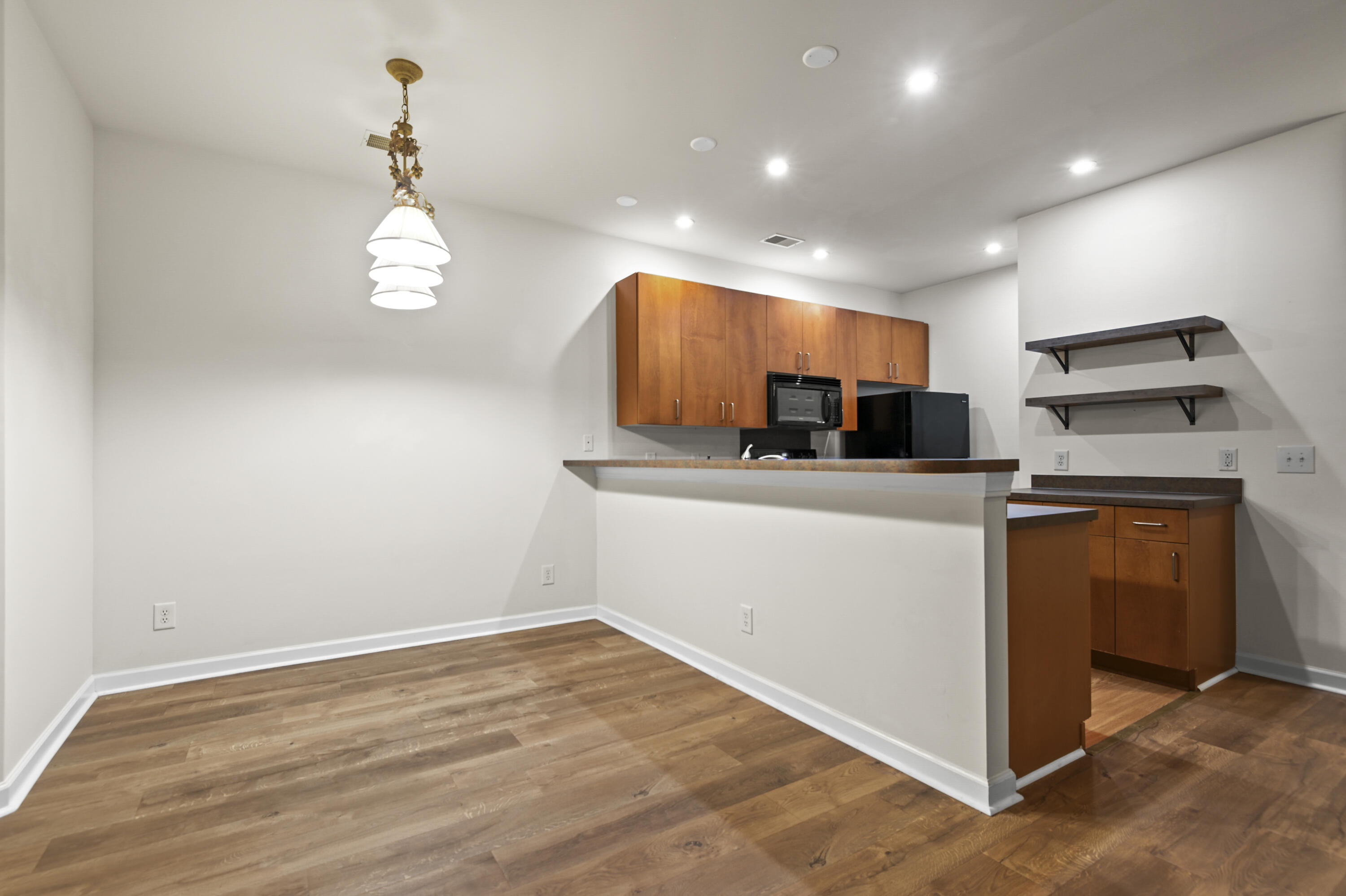1505 Whitby Lane