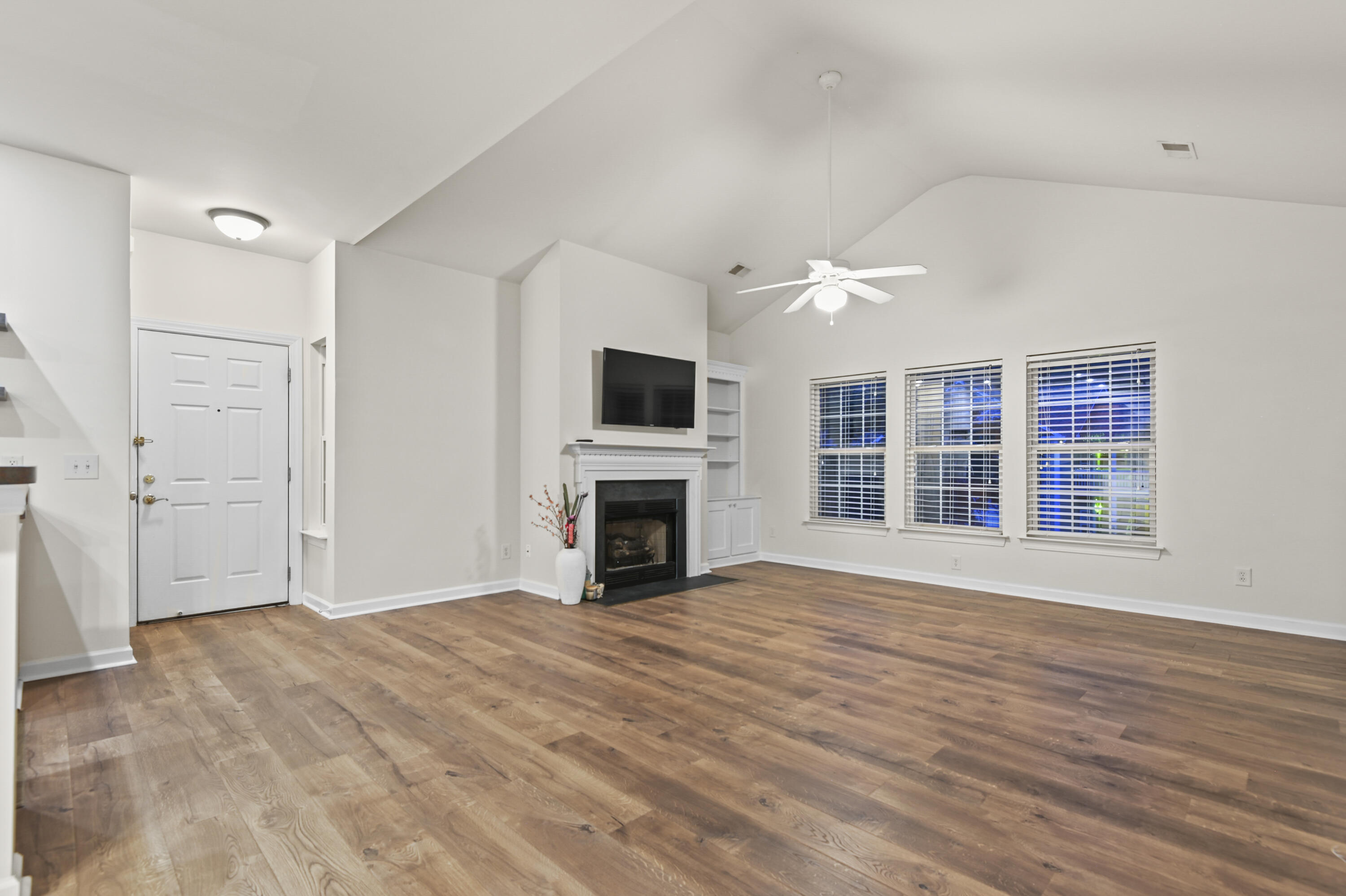 1505 Whitby Lane