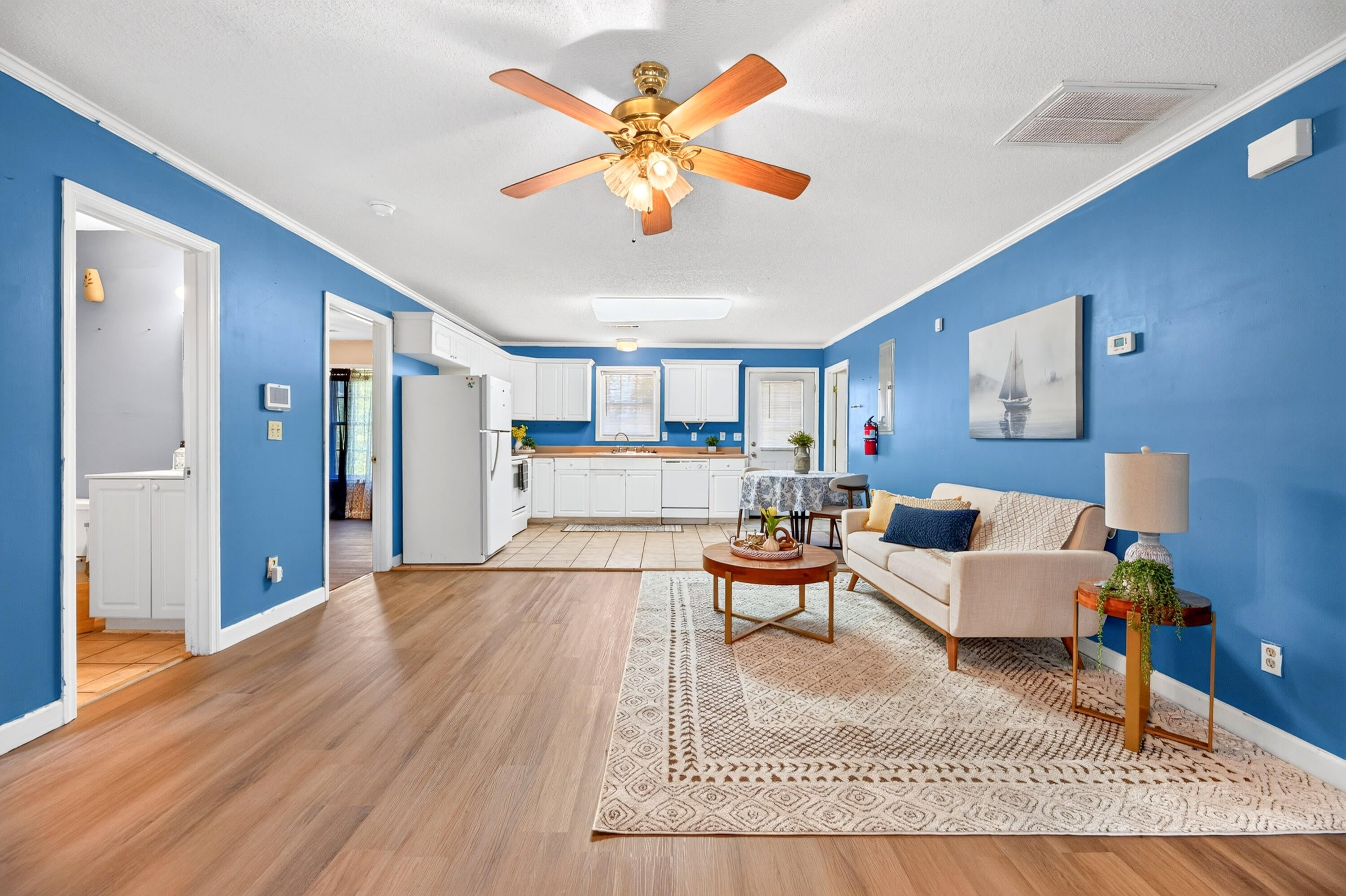 368 E Huson Circle