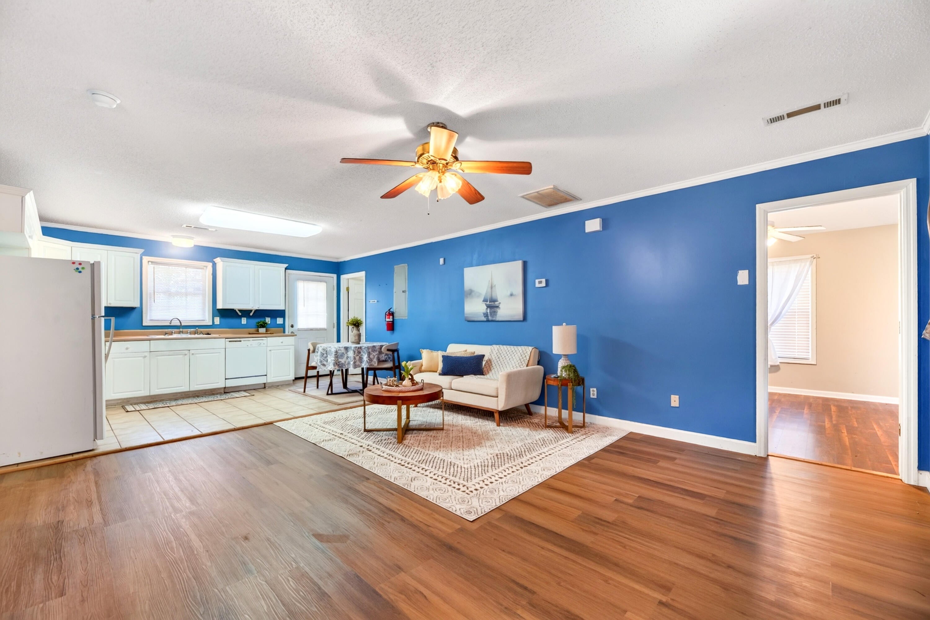 368 E Huson Circle