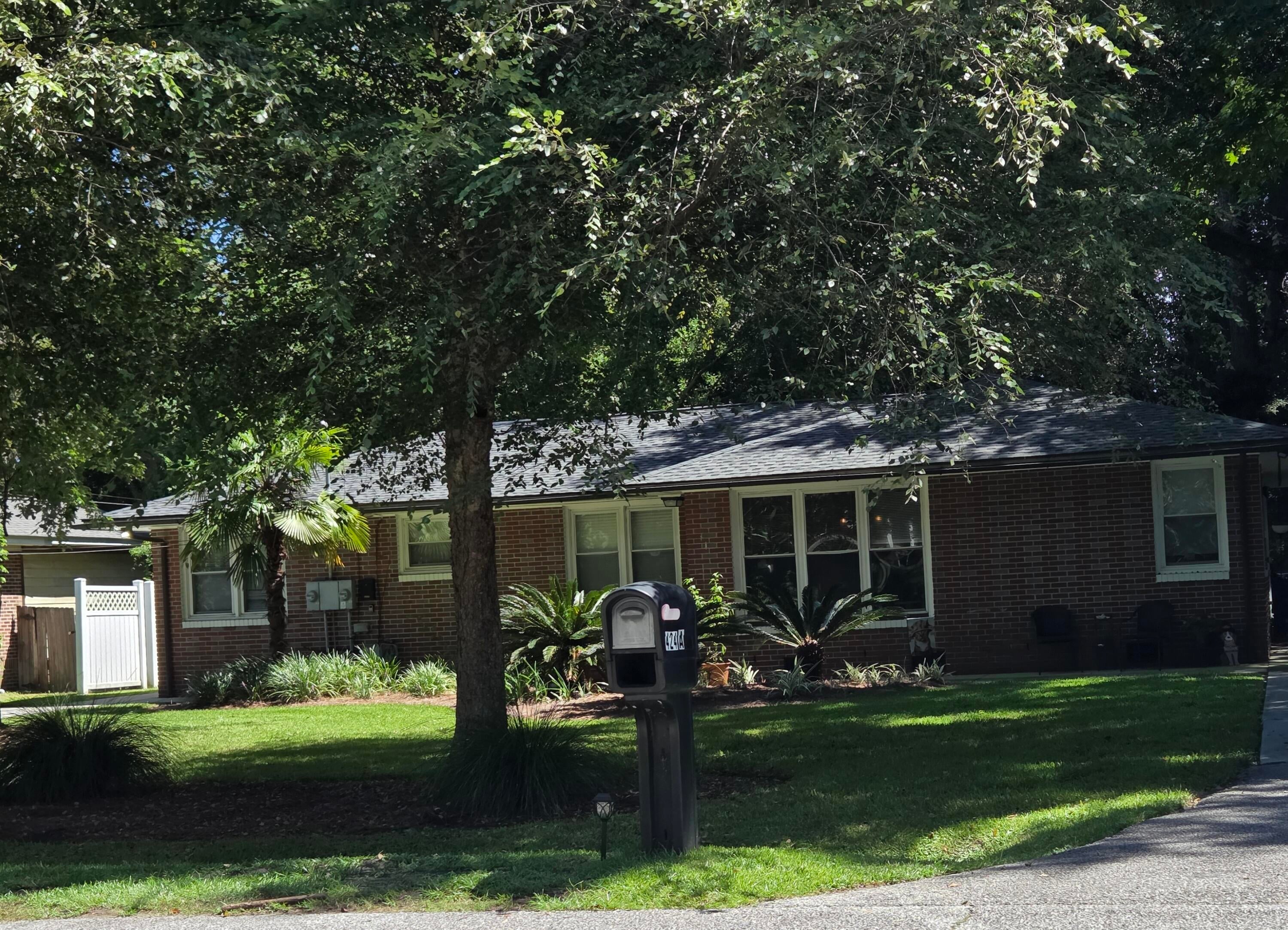 424 Howle Avenue A & B