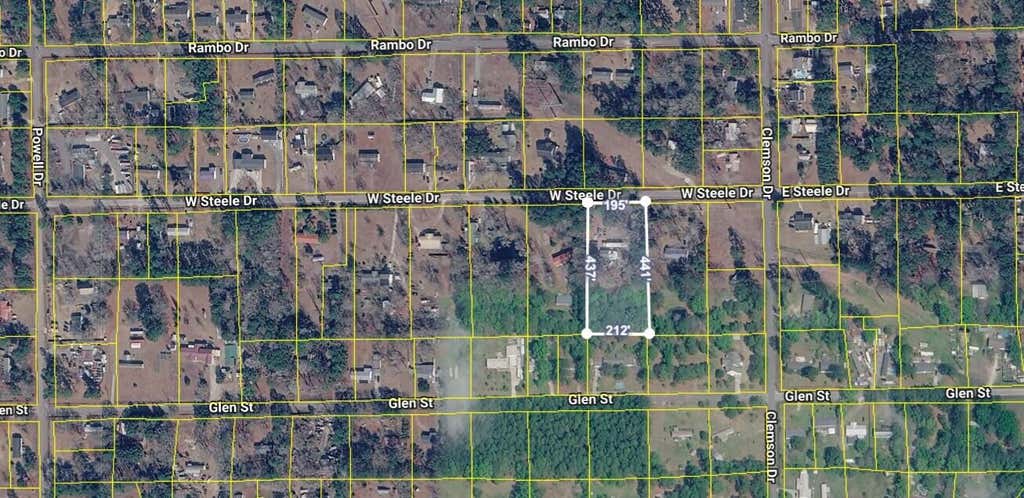Photo of 121 W Steele Drive, Summerville, SC 29483 (MLS # 26022584)
