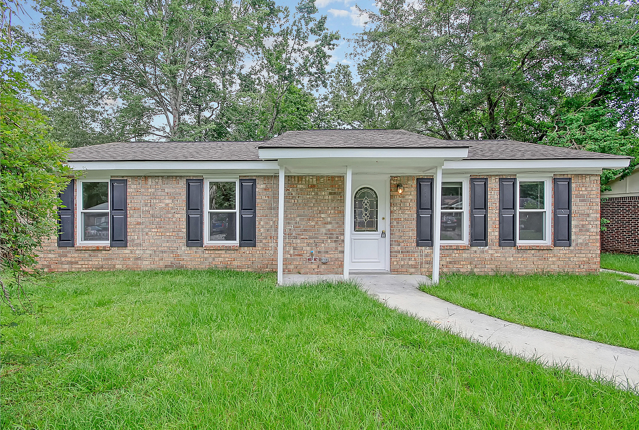 112 Pine Grove Drive