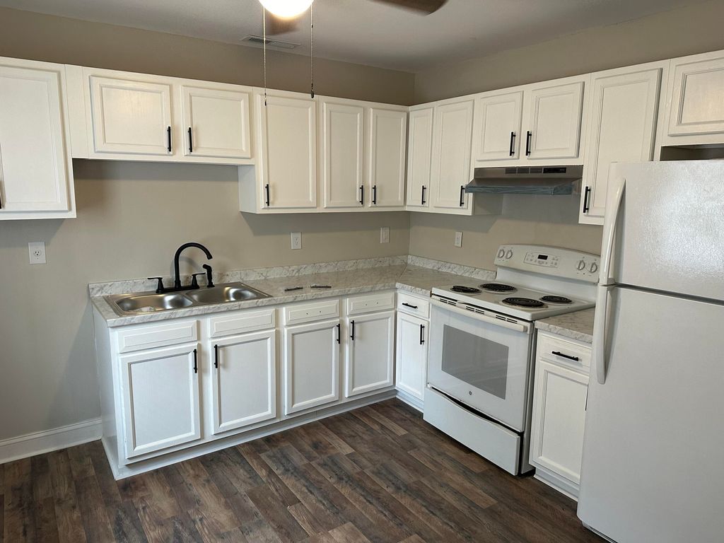 Photo of 836 White Oak Drive, Charleston, SC 29407 (MLS # 25015031)