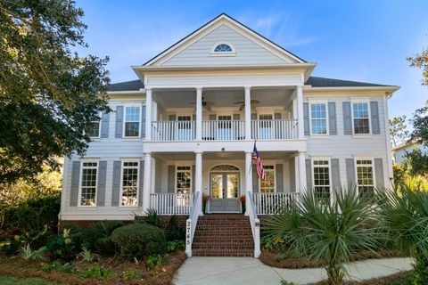 Photo of 2745 Oak Manor Drive, Mount Pleasant, SC 29466 (MLS # 26002160)
