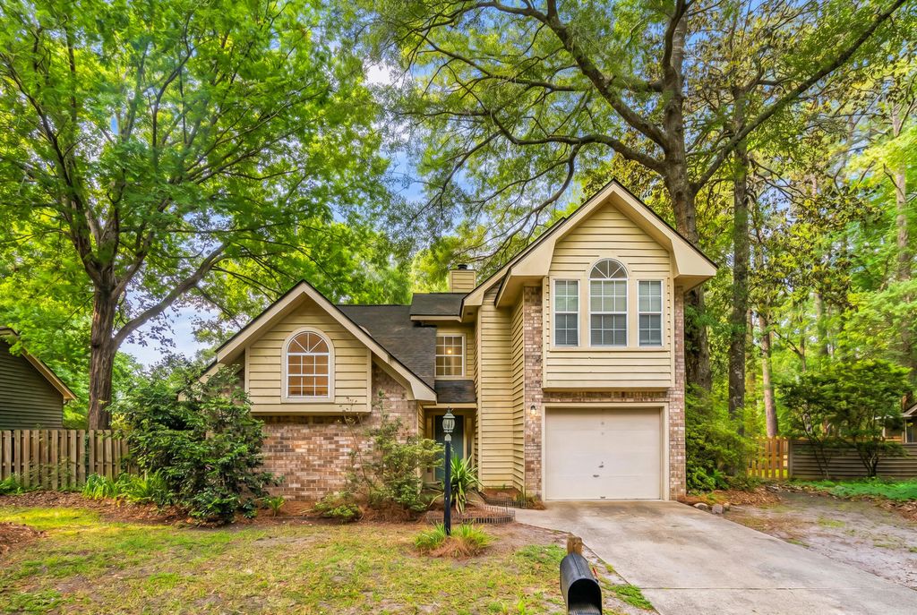 Photo of 353 Archdale Boulevard, North Charleston, SC 29418 (MLS # 26014567)