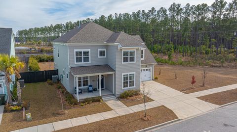 Photo of 168 Clearblue Loop, Summerville, SC 29486 (MLS # 25032723)