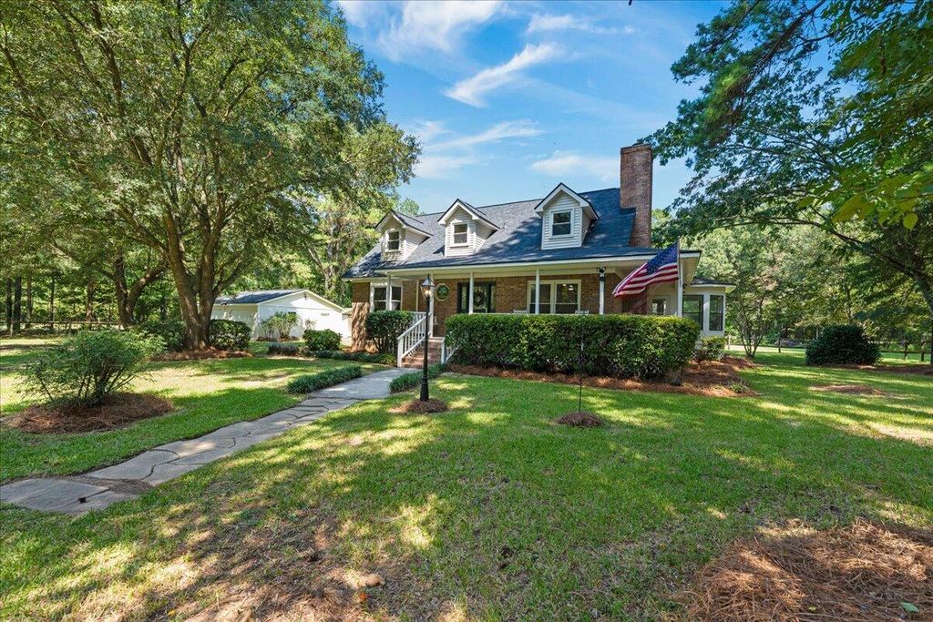 Photo of 1282 Starline Drive, Summerville, SC 29486 (MLS # 25029795)