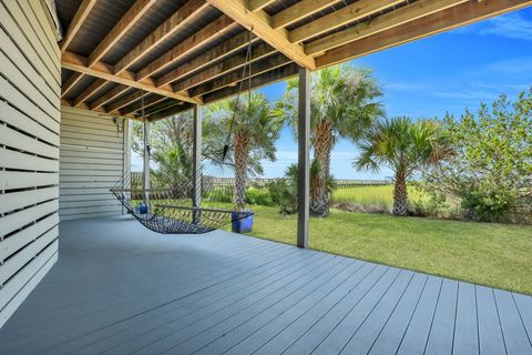 A home in Edisto Island