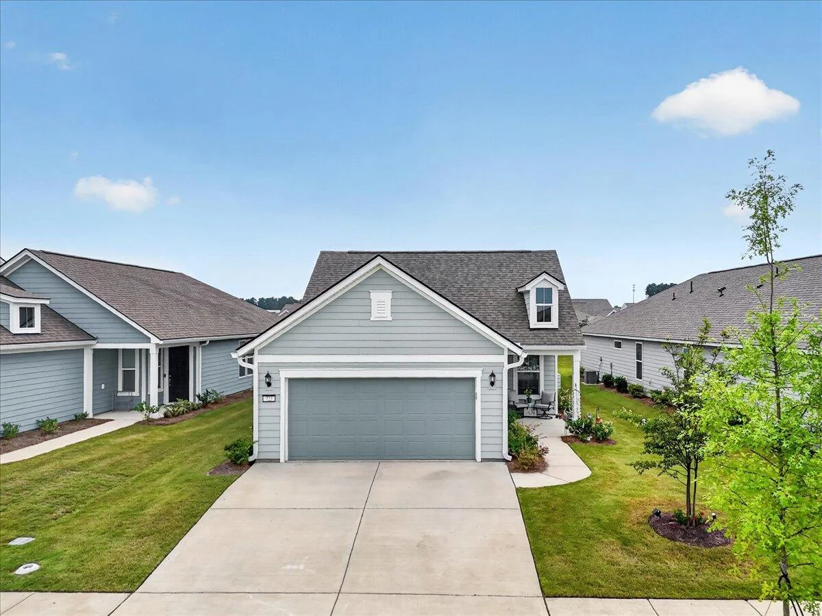 723 Blue Iris Way