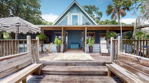 A home in Isle of Palms