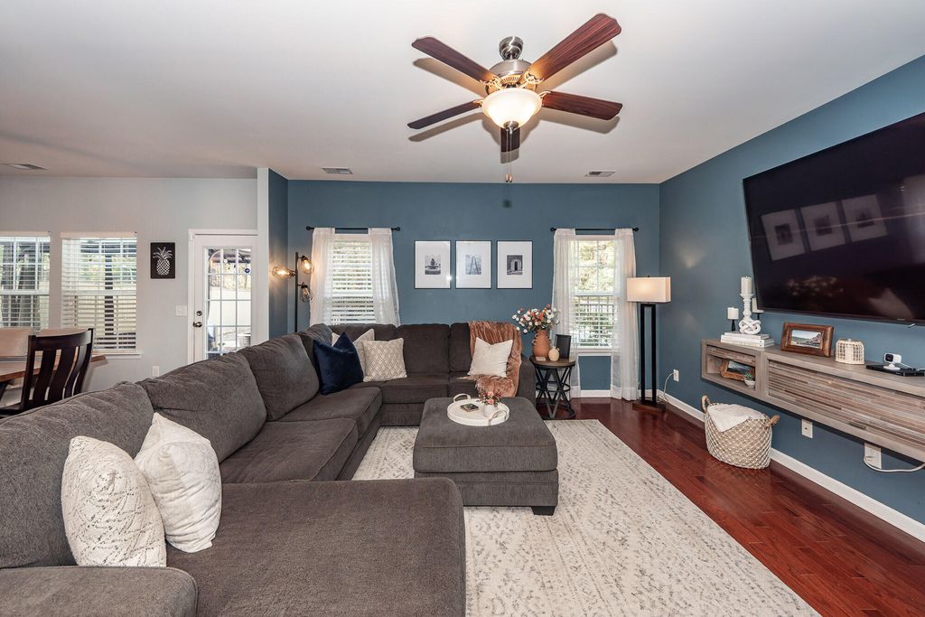 Photo of 186 Longford Drive, Summerville, SC 29483 (MLS # 26001028)