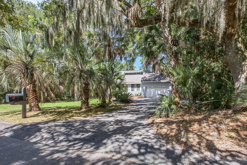 Photo of 3475 Deer Run RUN, Seabrook Island, SC 29455 (MLS # 26026167)
