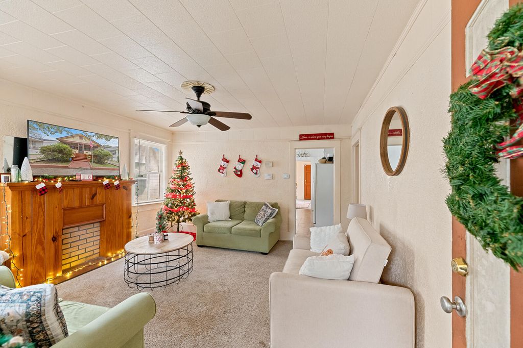 Photo of 7 Gordon Street, Charleston, SC 29403 (MLS # 26002996)