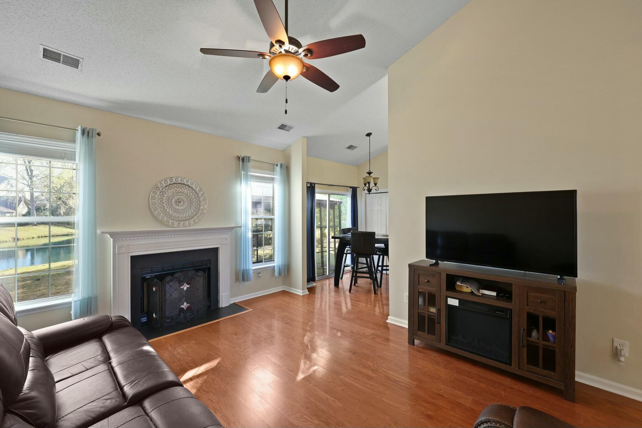 3438 Farmers Market Drive