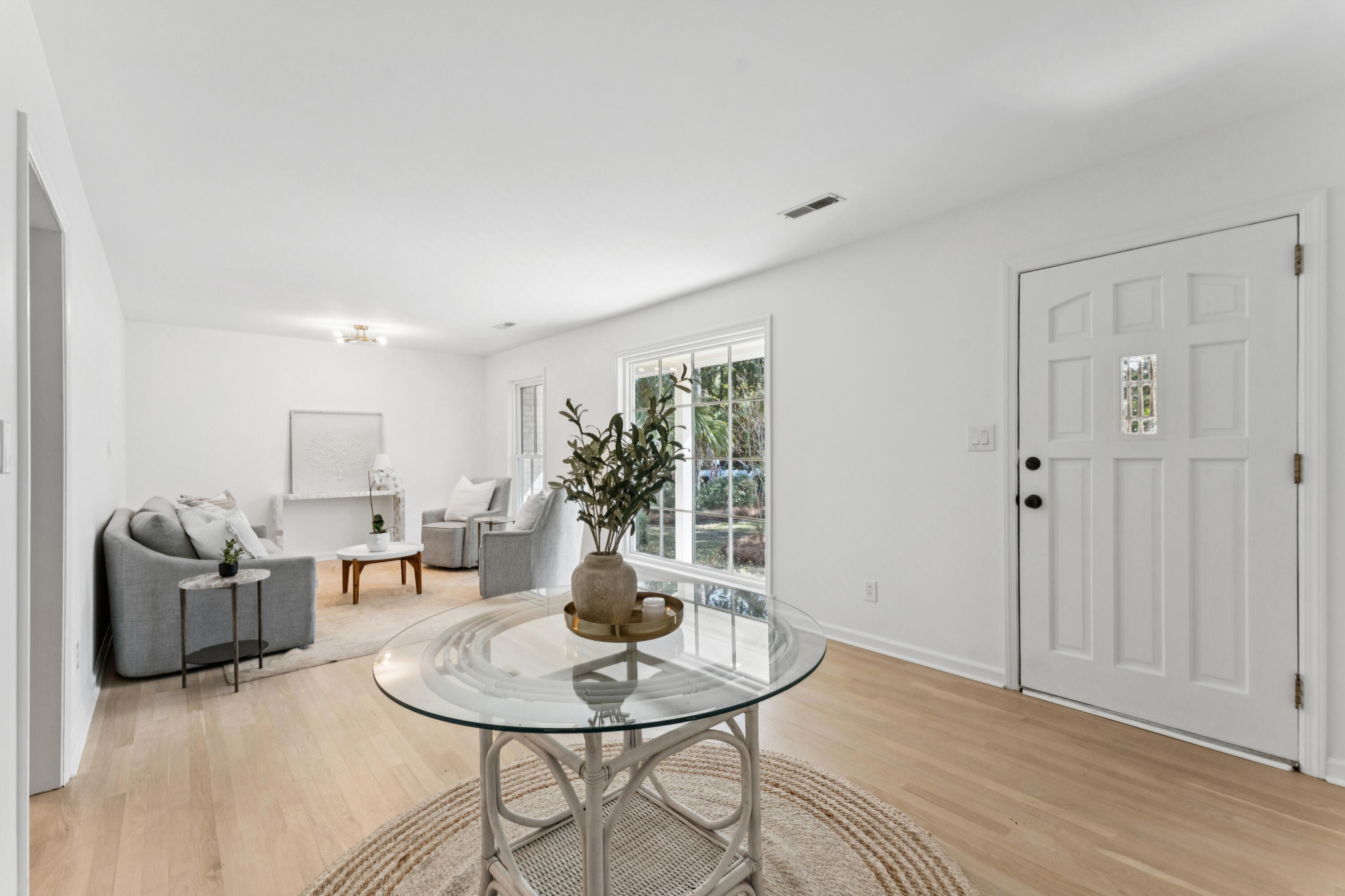 708 N Magnolia Street