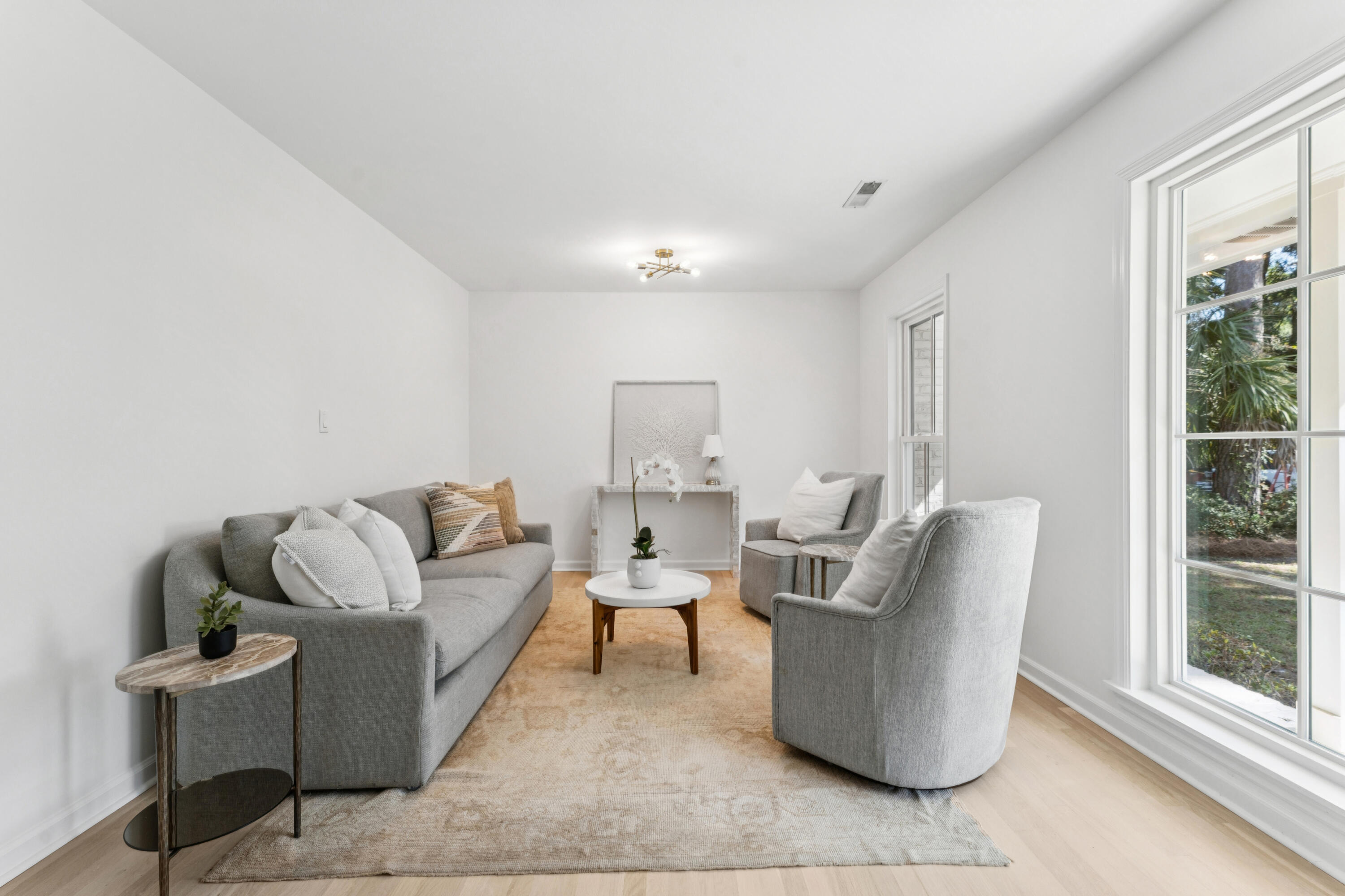 708 N Magnolia Street