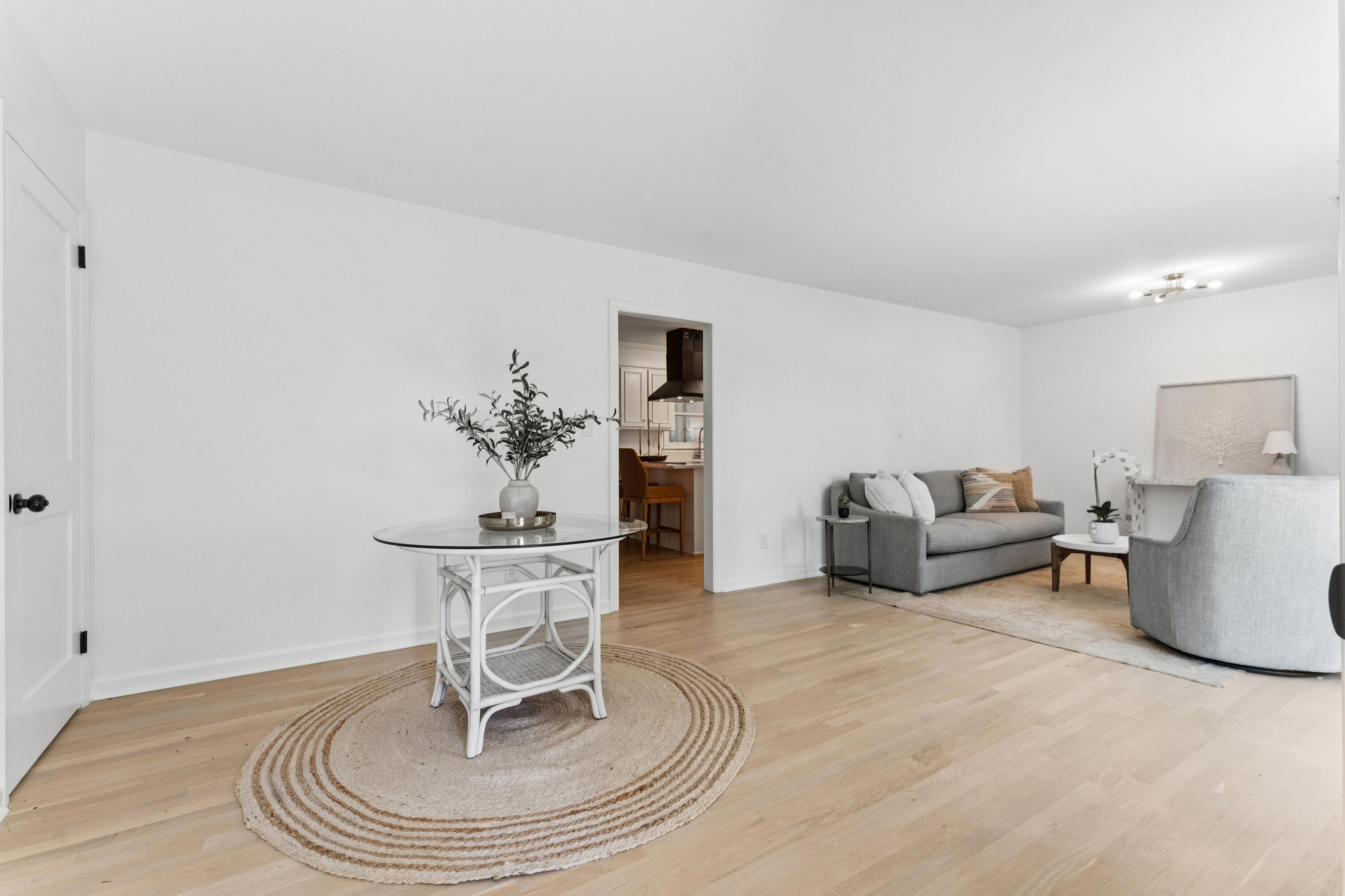 708 N Magnolia Street