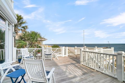 A home in Edisto Island