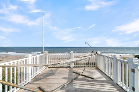 A home in Edisto Island