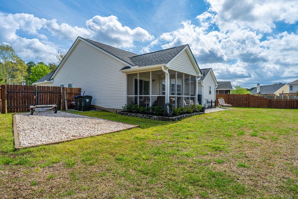 listing image 42