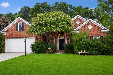 Photo of 2012 Andover Way, Mount Pleasant, SC 29466 (MLS # 26019854)