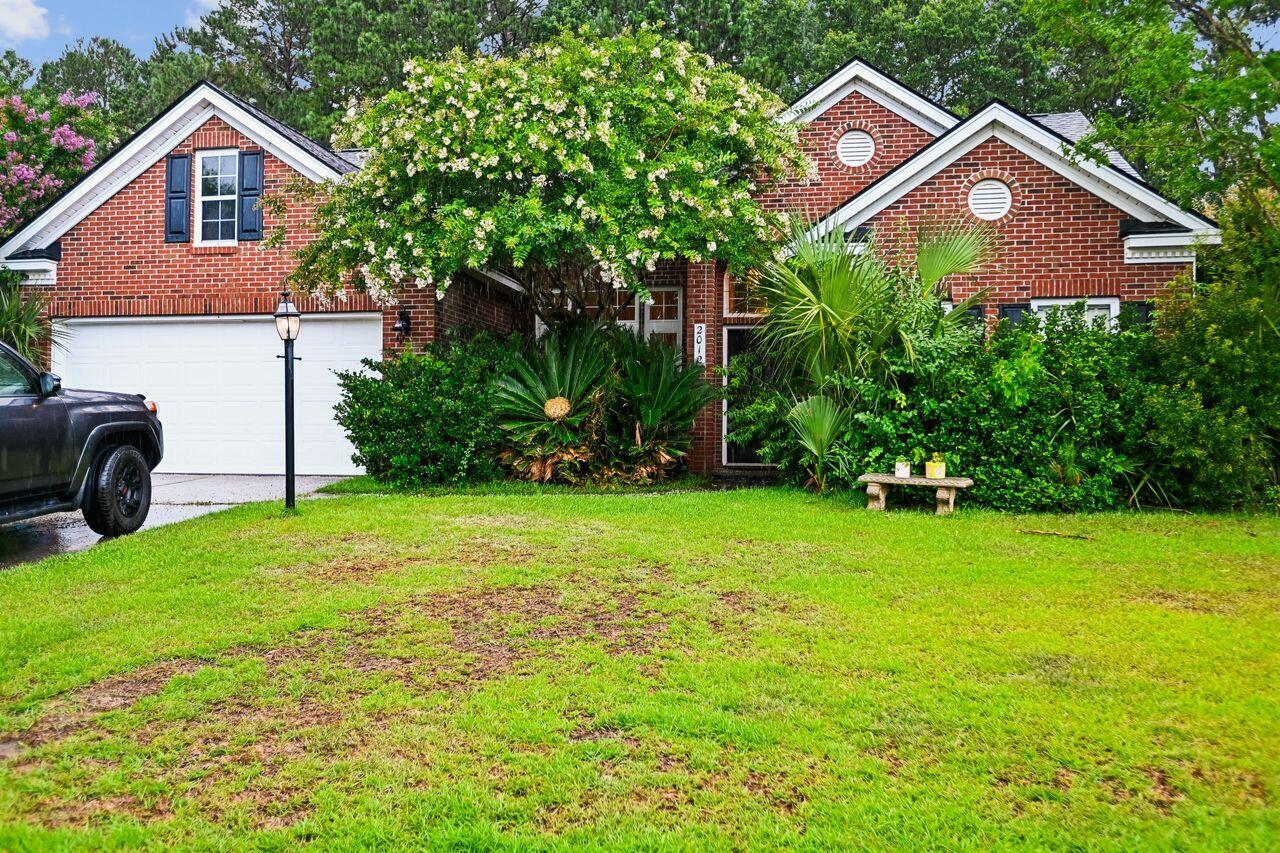 2012 Andover Way
