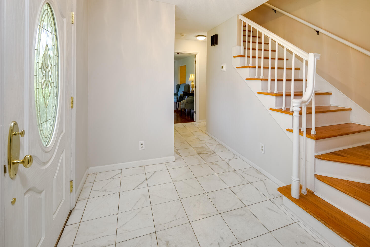 Photo 6 of 42 of 217 Shaftesbury Lane house
