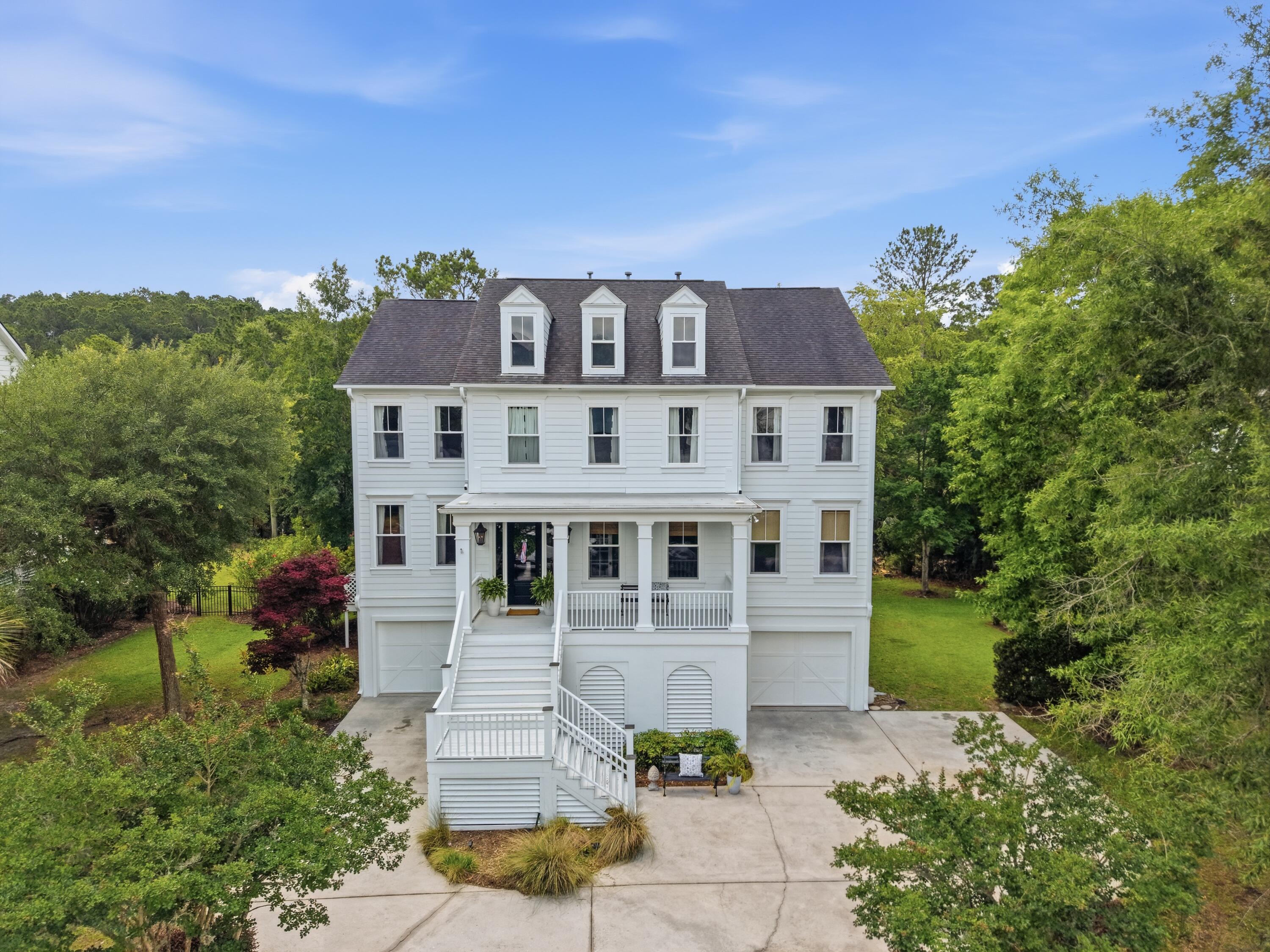 3048 Riverwood Drive