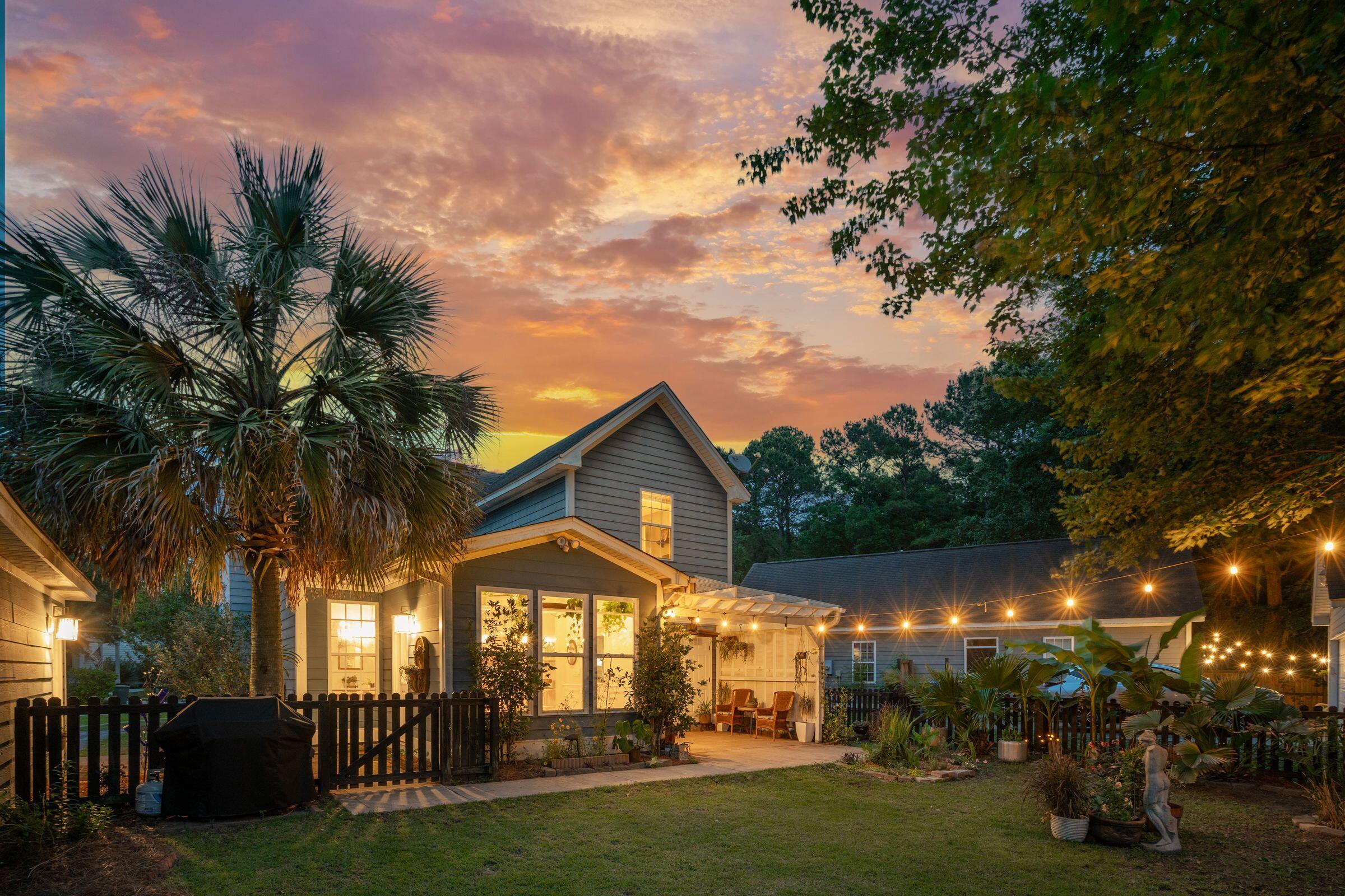 2900 Split Hickory Court