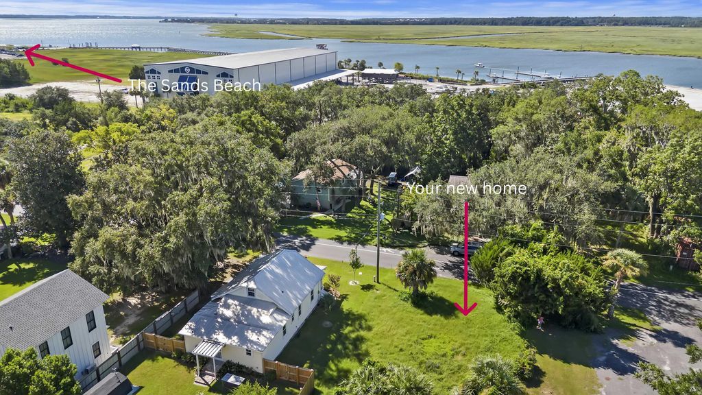 Photo of 914 7th Street, Port Royal, SC 29935 (MLS # 25030220)