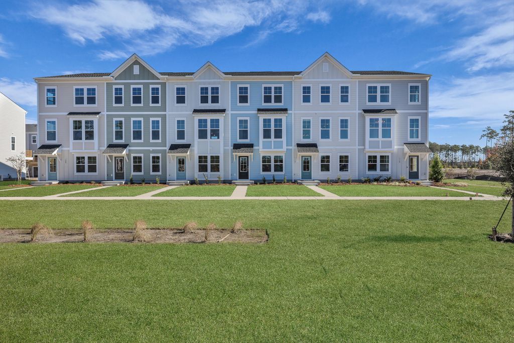 Photo of 124 Buck Fever Lane, Summerville, SC 29486 (MLS # 25030610)