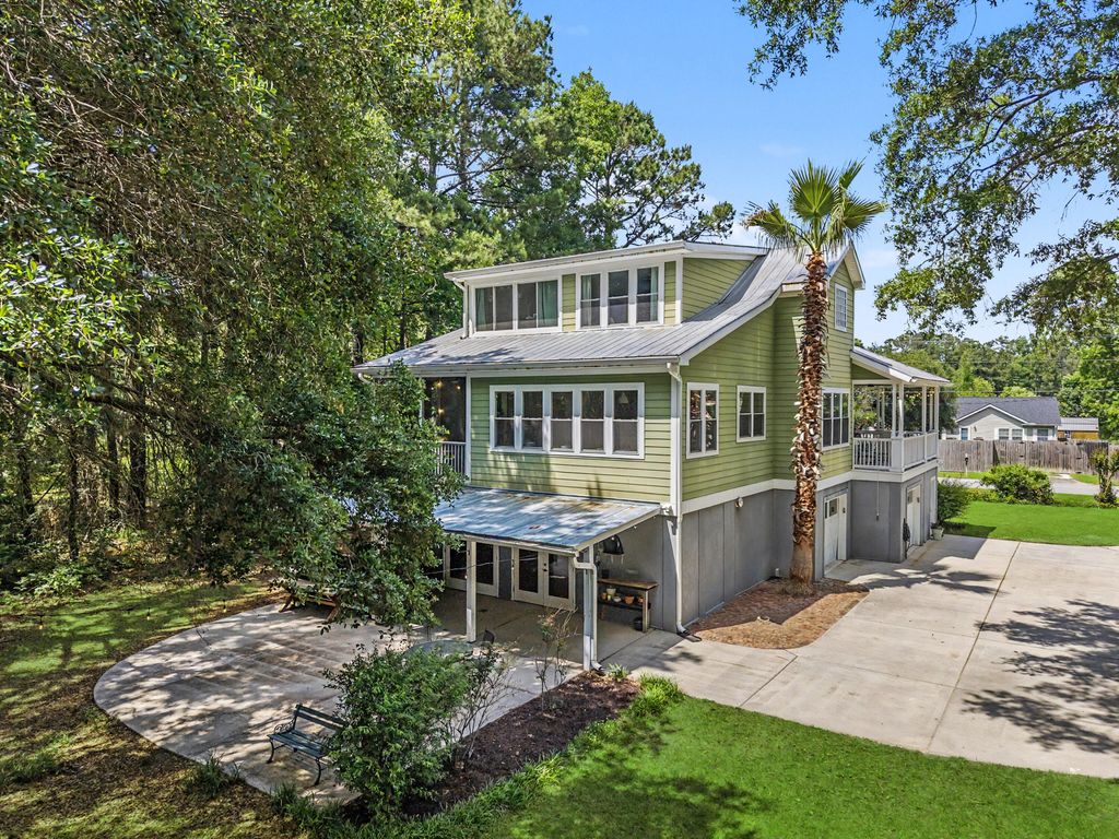 Photo of 417 Renau Boulevard, Summerville, SC 29483 (MLS # 26014372)