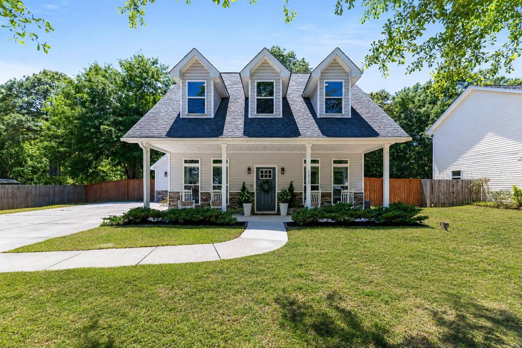Photo of 1552 Keswick Drive, Johns Island, SC 29455 (MLS # 26013038)