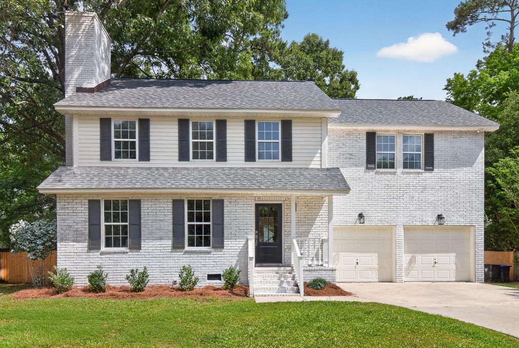 Photo of 1017 Crooked Stick Court, Summerville, SC 29483 (MLS # 26015647)